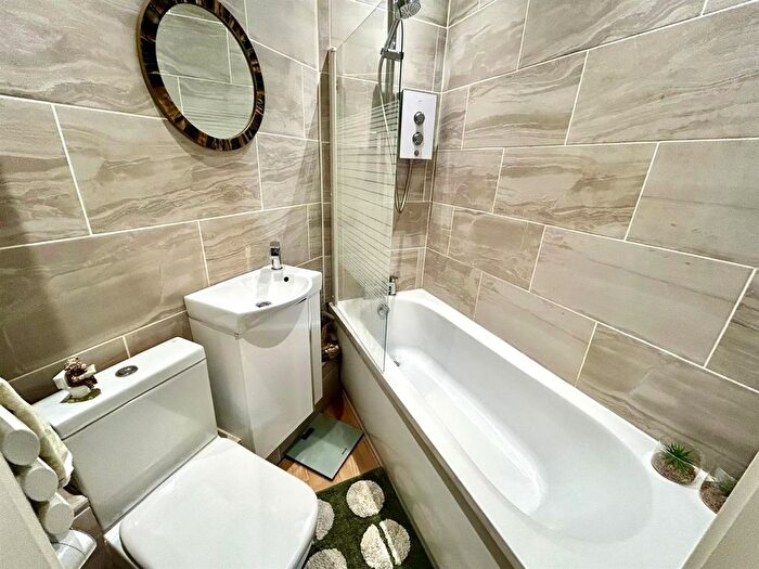 Studio To Rent In Charlotte Road, Sheffield, S2