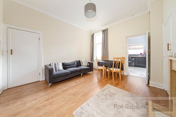 2 Bedroom Apartment For Sale In Cavendish Road, Jesmond, Newcastle Upon Tyne, NE2