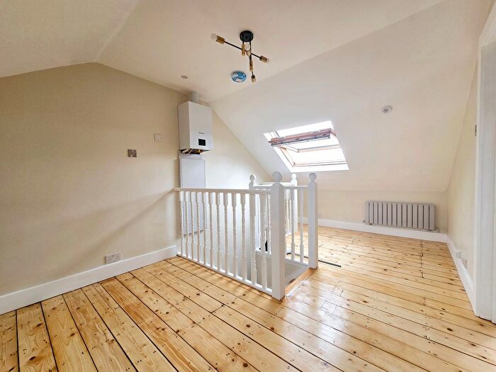 Studio To Rent In Rita Road, Vauxhall, SW8