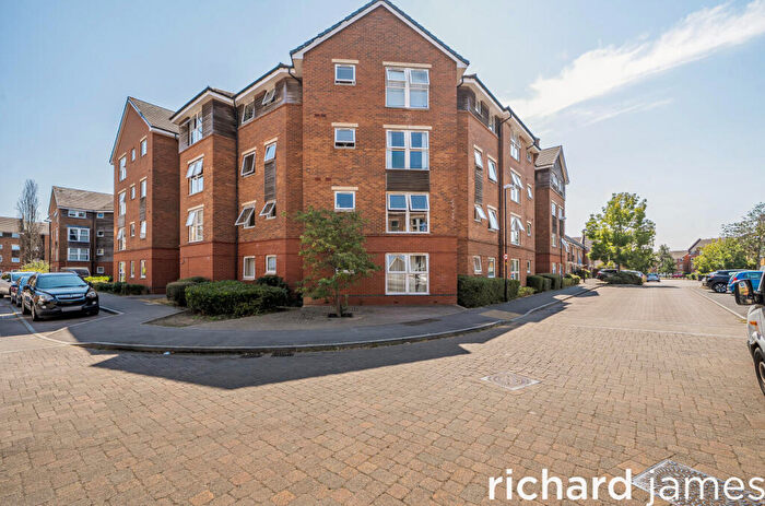 2 Bedroom Flat For Sale In Old Town, Swindon, SN1