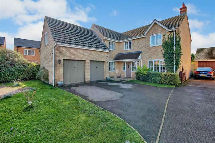 5 Bedroom Detached House For Sale In Boyden Court, Fordham, Ely, CB7