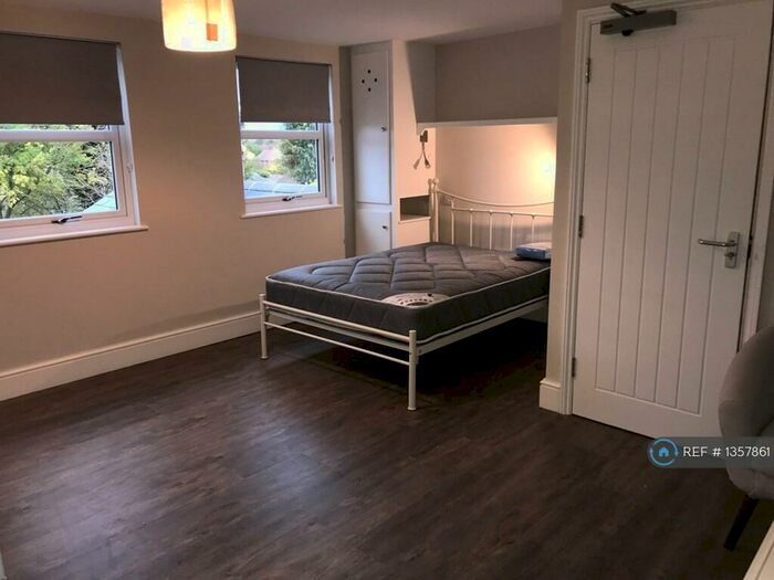 Studio To Rent In Cherry Hinton Road, Cambridge, CB1