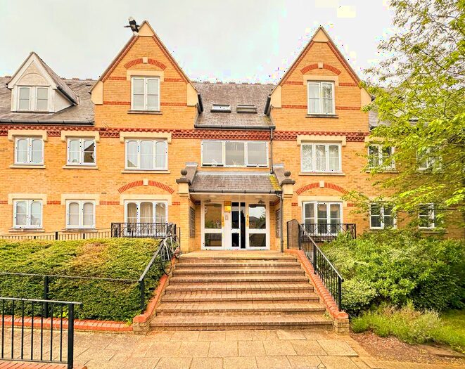 1 Bedroom Flat To Rent In Anglian Close, Central Wat, Watford, WD24