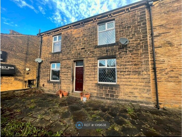 2 Bedroom Flat To Rent In Leeds Road, Idle, Bradford BD10
