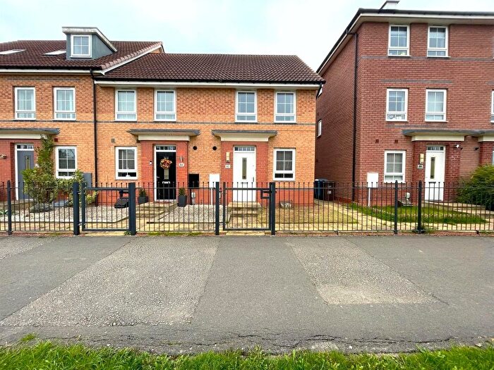 2 Bedroom Terraced House To Rent In Richmond Lane, Kingswood, Hull, HU7