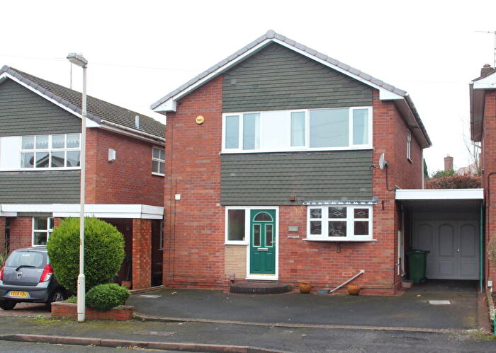 4 Bedroom Link Detached House For Sale In Wall Heath Village, Ambergate Drive, DY6