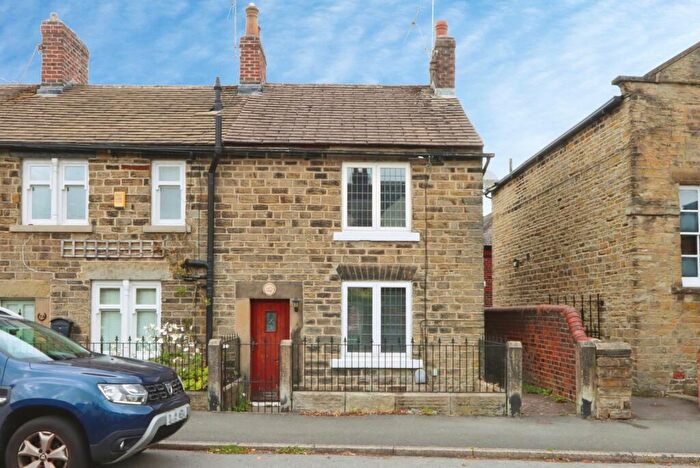 End Of Terrace House For Sale In Greenhill Main Road, Sheffield, S8