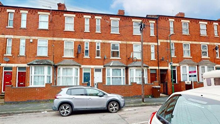 3 Bedroom Terraced House For Sale In Birkin Avenue, Nottingham, Nottinghamshire, NG7