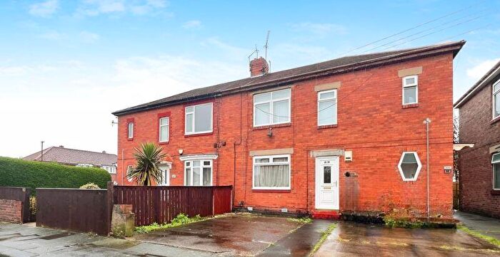 2 Bedroom Flat For Sale In Eastbourne Gardens, Walkergate, Newcastle Upon Tyne, NE6