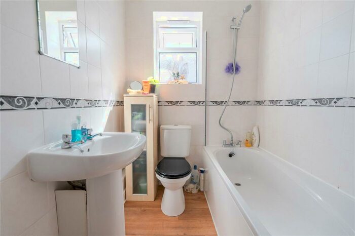 1 Bedroom Block Of Apartments For Sale In Oxford Street, Cleethorpes, Lincolnshire, DN35