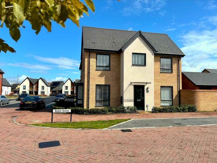 3 Bedroom Semi-Detached House To Rent In Baker Grove, Glebe Farm, MK17