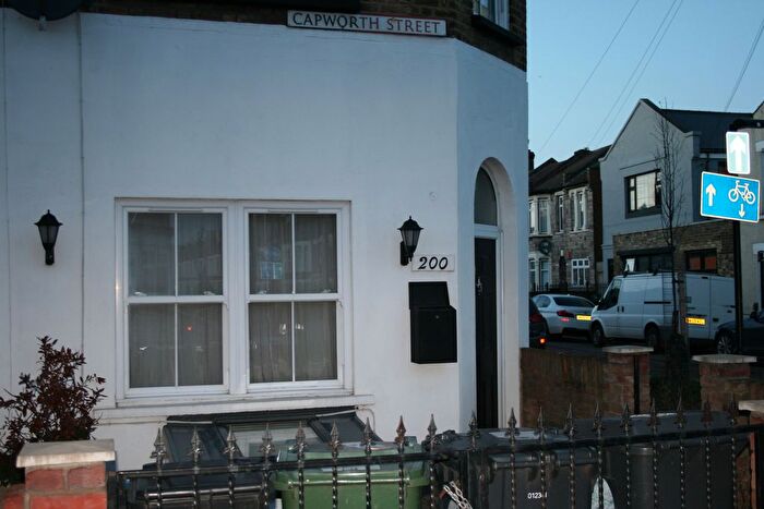 5 Bedroom End Terrace House For Sale In Capworth Street, Leyton, E10