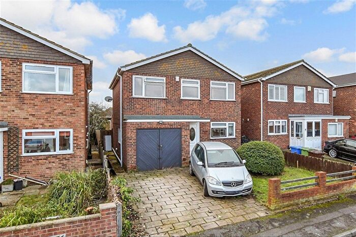 4 Bedroom Detached House For Sale In St. Peter's Close, Minster On Sea, Sheerness, Kent, ME12