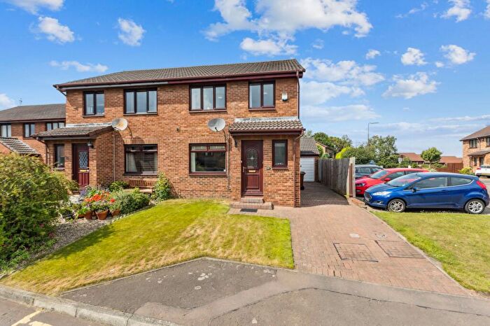3 Bedroom Semi-Detached House For Sale In Clayknowes Way, Musselburgh, EH21