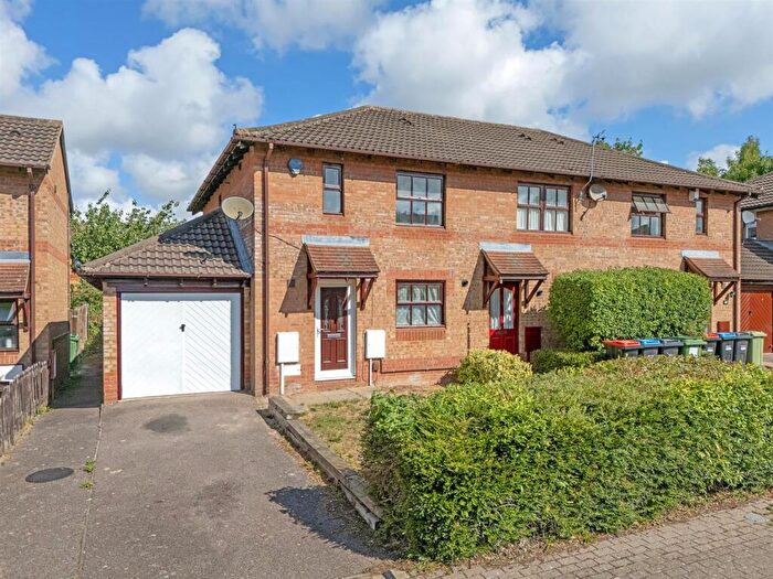 3 Bedroom Property To Rent In Brearley Avenue, Milton Keynes, MK6