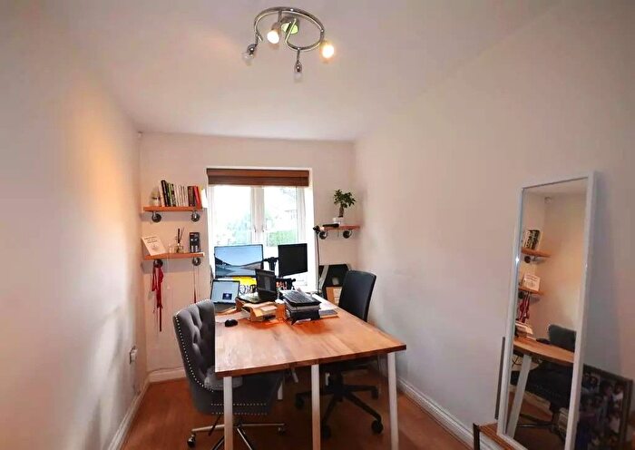 2 Bedroom Flat To Rent In Century House Forty Avenue, Wembley, HA9