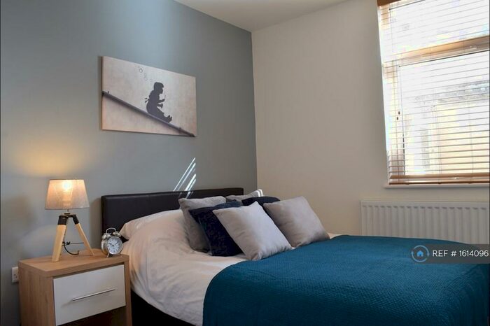 1 Bedroom Flat To Rent In West Street, Crewe, CW1