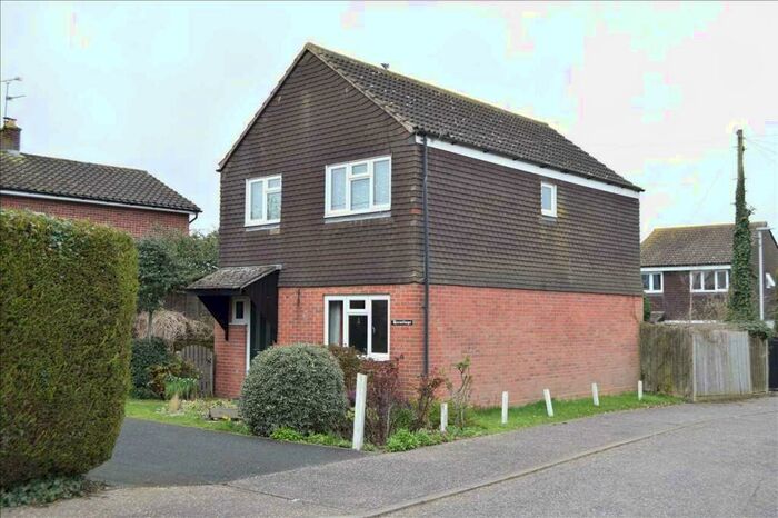 3 Bedroom Detached House For Sale In Hermitage, Loves Green, Highwood, Chelmsford, CM1