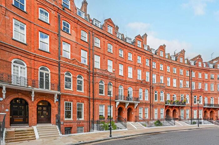 2 Bedroom Flat For Sale In Lennox Gardens, Knightsbridge, SW1X