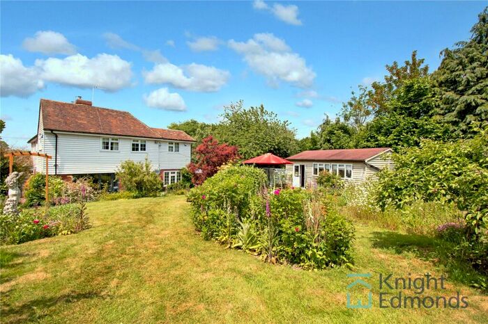 3 Bedroom House For Sale In Hilltop, Hunton, Maidstone, Kent, ME15
