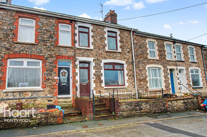 3 Bedroom Terraced House For Sale In Penywain Terrace, Pontypool, NP4