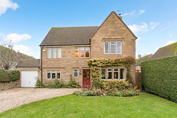 4 Bedroom Detached House To Rent In Moreton-in-Marsh, GL56