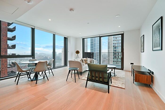 2 Bedroom Flat To Rent In The Modern, Embassy Gardens, London, SW11