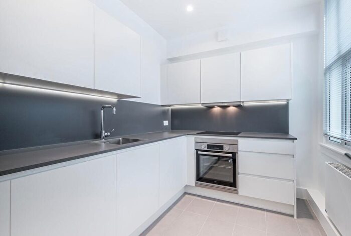 1 Bedroom Flat To Rent In B Bowes House Bowes Road, N13