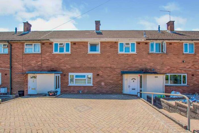 3 Bedroom Semi-Detached House To Rent In Croyde Avenue, Llanrumney, Cardiff, CF3
