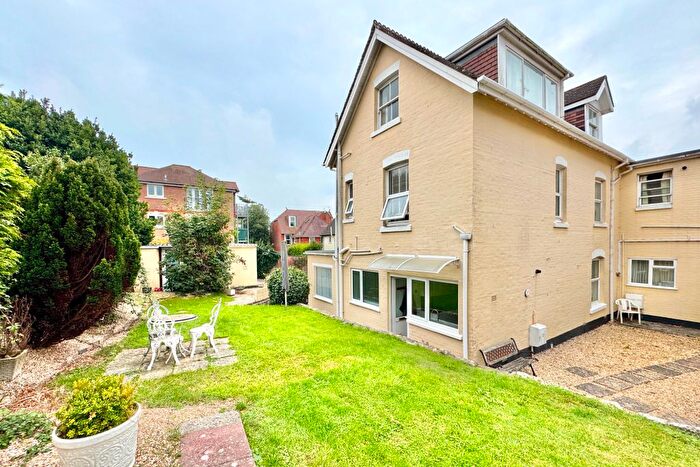 2 Bedroom Flat To Rent In Ulwell Road, Swanage, BH19