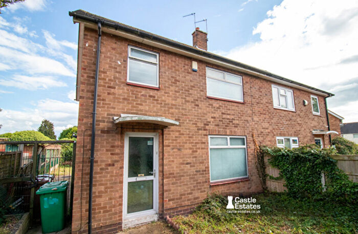 3 Bedroom Semi-Detached House For Sale In Sunninghill Drive, Nottingham, NG11