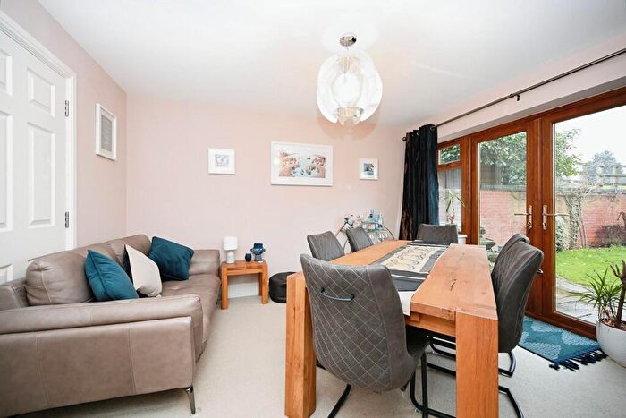 5 Bedroom Detached House For Sale In Daventry Road, Dunchurch, Rugby, CV22