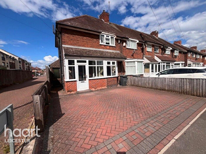 3 Bedroom Semi-Detached House To Rent In Abbey Park Road, Leicester, LE4