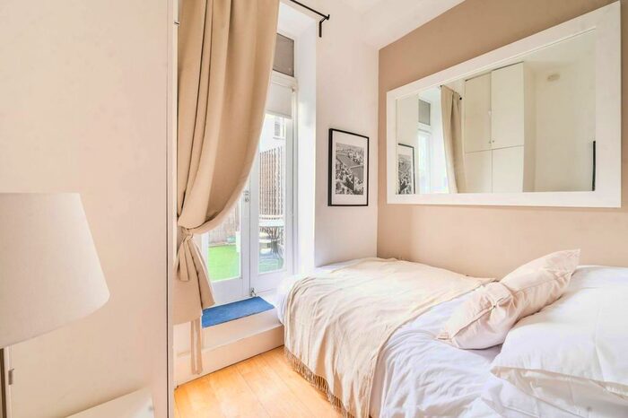 1 Bedroom Flat To Rent In Hildreth Street, Balham, London SW12