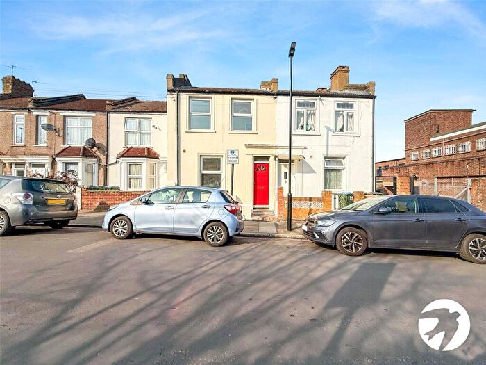 3 Bedroom Terraced House To Rent In Conway Road, London, SE18