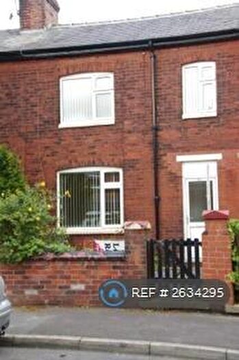 3 Bedroom Terraced House To Rent In Taylor Street, Chadderton, Oldham, OL9