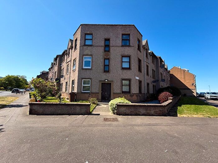 2 Bedroom Flat To Rent In New Street, Musselburgh, East Lothian, EH21