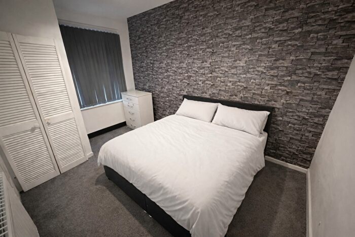 Studio To Rent In Rm, Baker Street, Luton, Bedfordshire, LU1