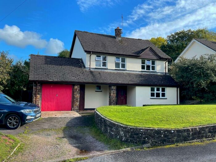 4 Bedroom Detached House To Rent In Sampford Courtenay, EX20