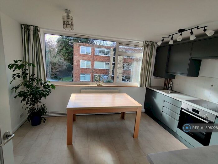 2 Bedroom Flat To Rent In Cambanks, Cambridge, CB4