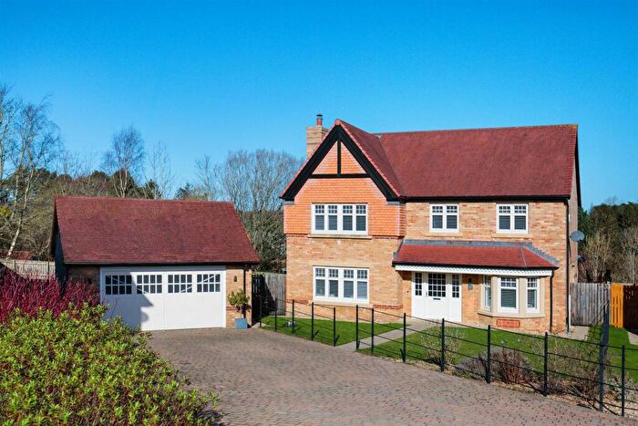 5 Bedroom Detached House For Sale In Oakland Park, Morpeth, NE61