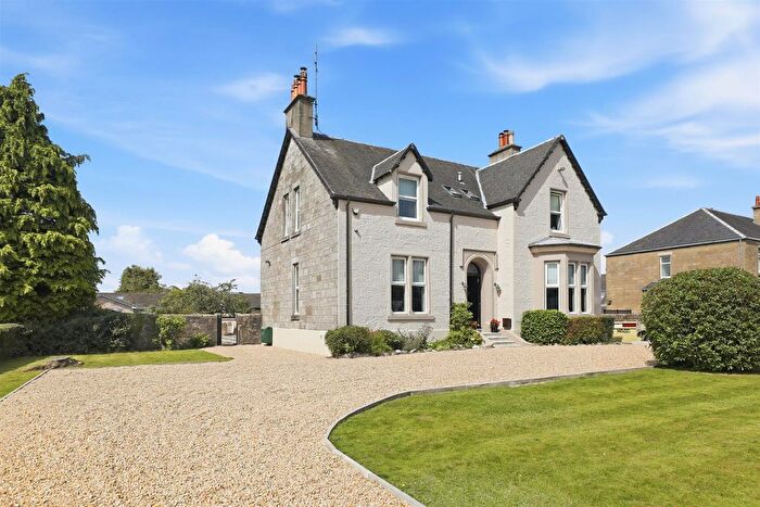 5 Bedroom Property For Sale In Bonhill Road, Dumbarton, G82