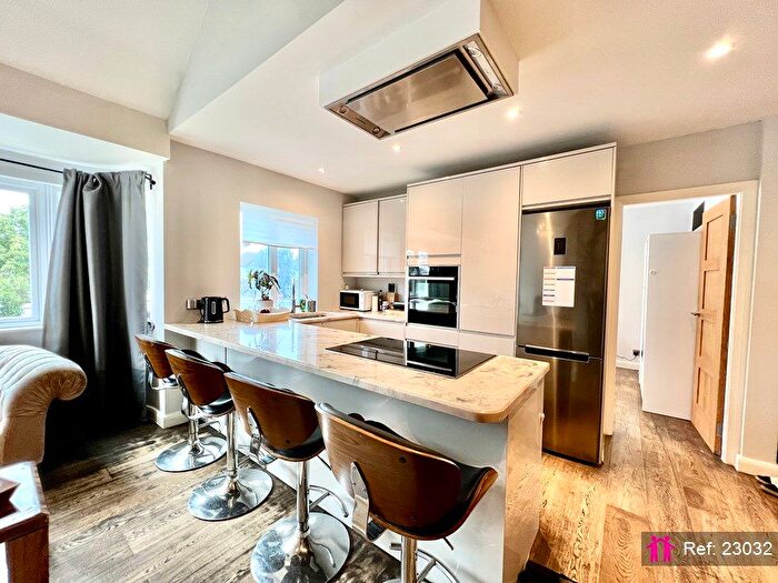 3 Bedroom Terraced House For Sale In Warkworth Gardens, Isleworth, TW7