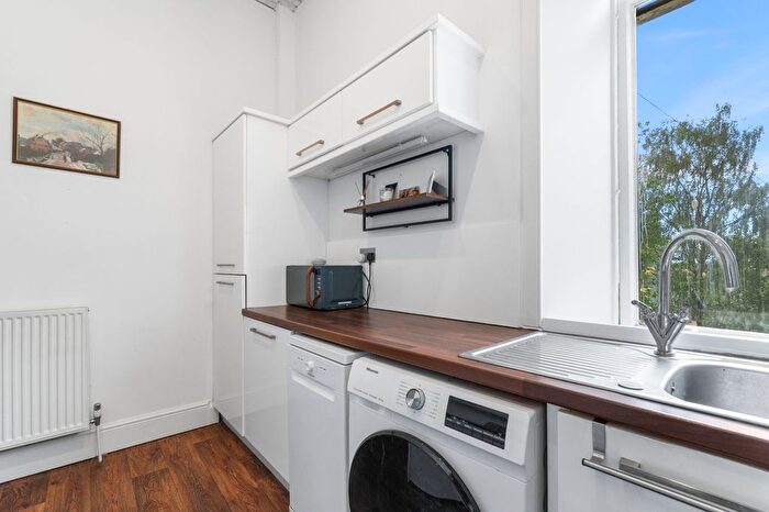 2 Bedroom Flat For Sale In D London Road, Kilmarnock, KA3