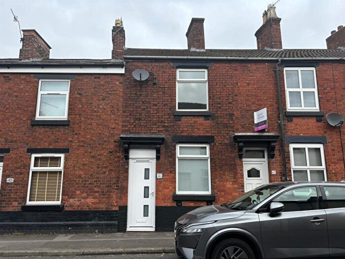 3 Bedroom Terraced House For Sale In Ball Haye Green, Leek, ST13