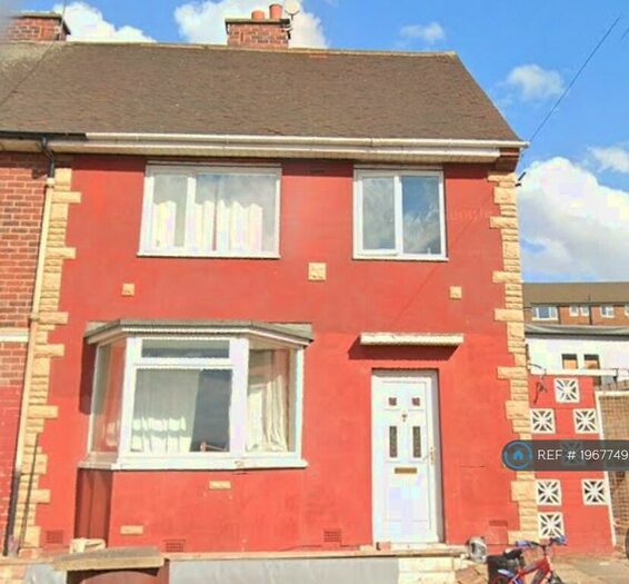 3 Bedroom Semi-Detached House To Rent In Oldfield Road, Rotherham, S65