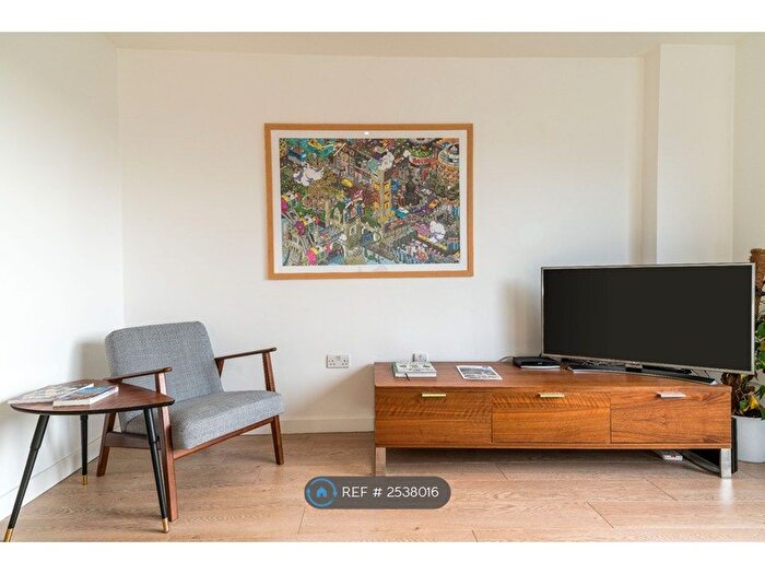 2 Bedroom Semi-Detached House To Rent In Shipman Road, London, E16