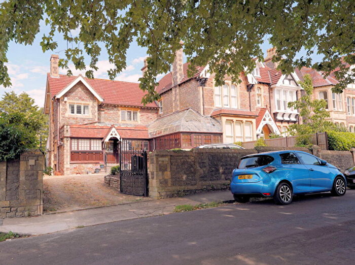 3 Bedroom House For Sale In Ivywell Road, Sneyd Park - An Arts And Crafts Period House Overlooking The Downs, BS9