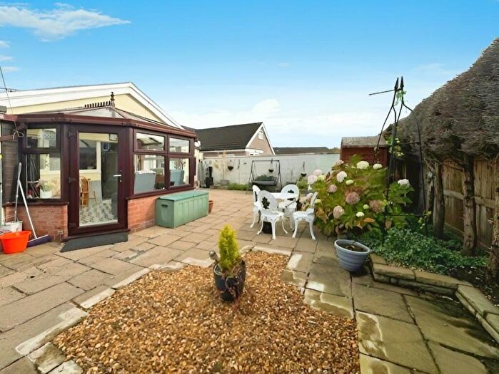 2 Bedroom Detached Bungalow For Sale In Seymour Drive, Rhuddlan, Denbighshire, LL18