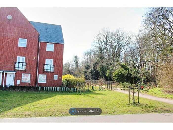 4 Bedroom Terraced House To Rent In Lancaster Gate, Upper Cambourne, Cambridge, CB23